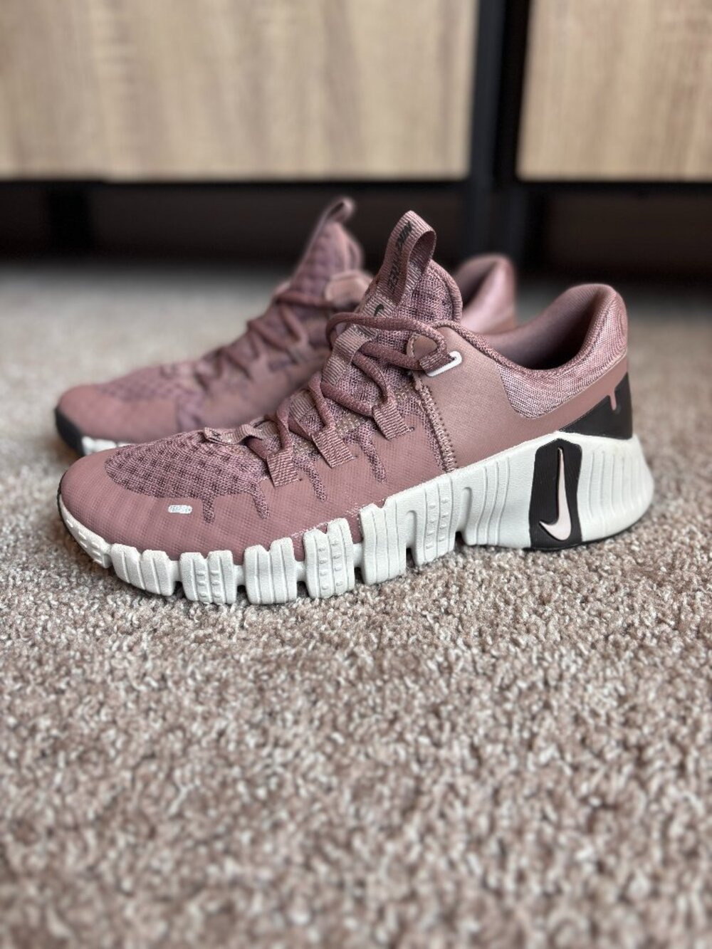 Nike Free Metcon 5 Women's Training Shoes Smokey Mauve Size 8.5